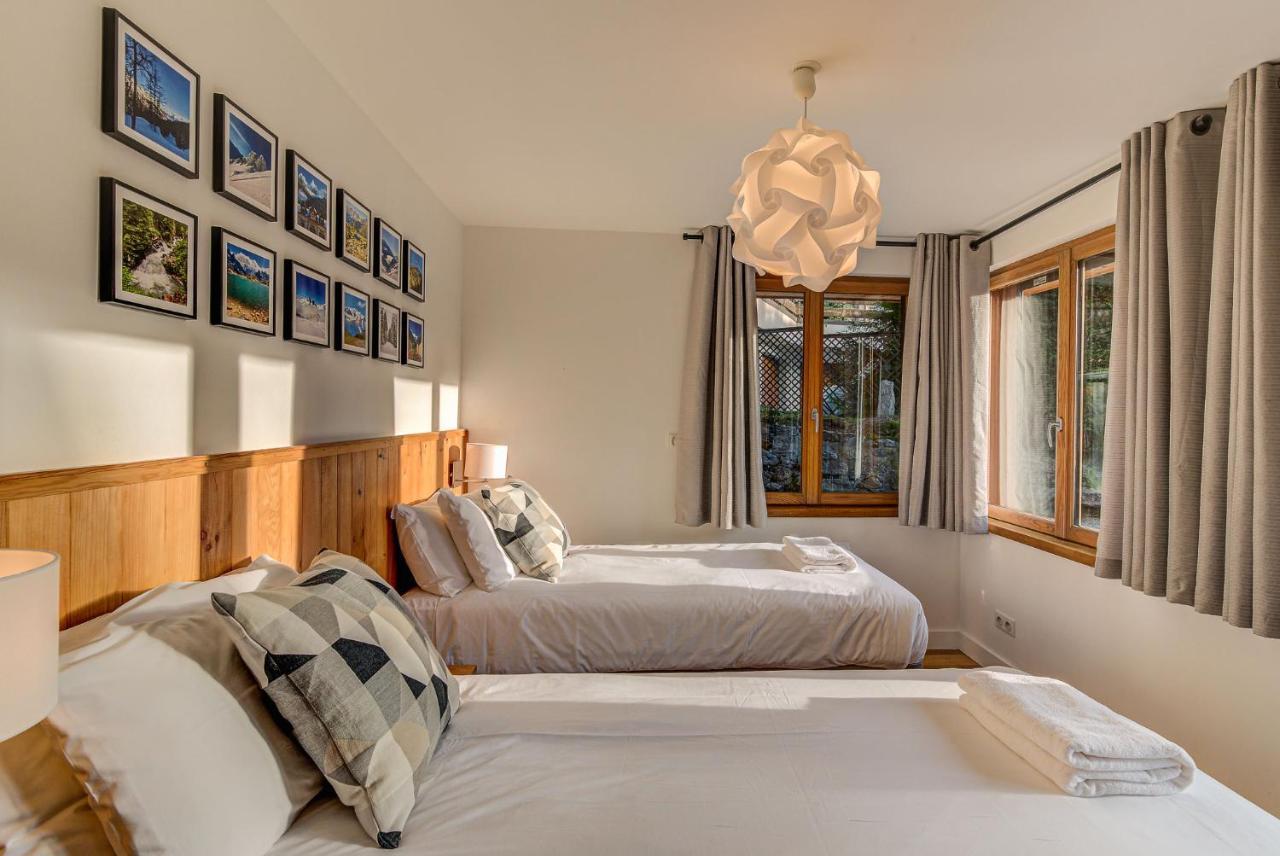 Biolay 2 - Alpes Travel - Central Chamonix - Sleeps 4-6 ภายนอก รูปภาพ